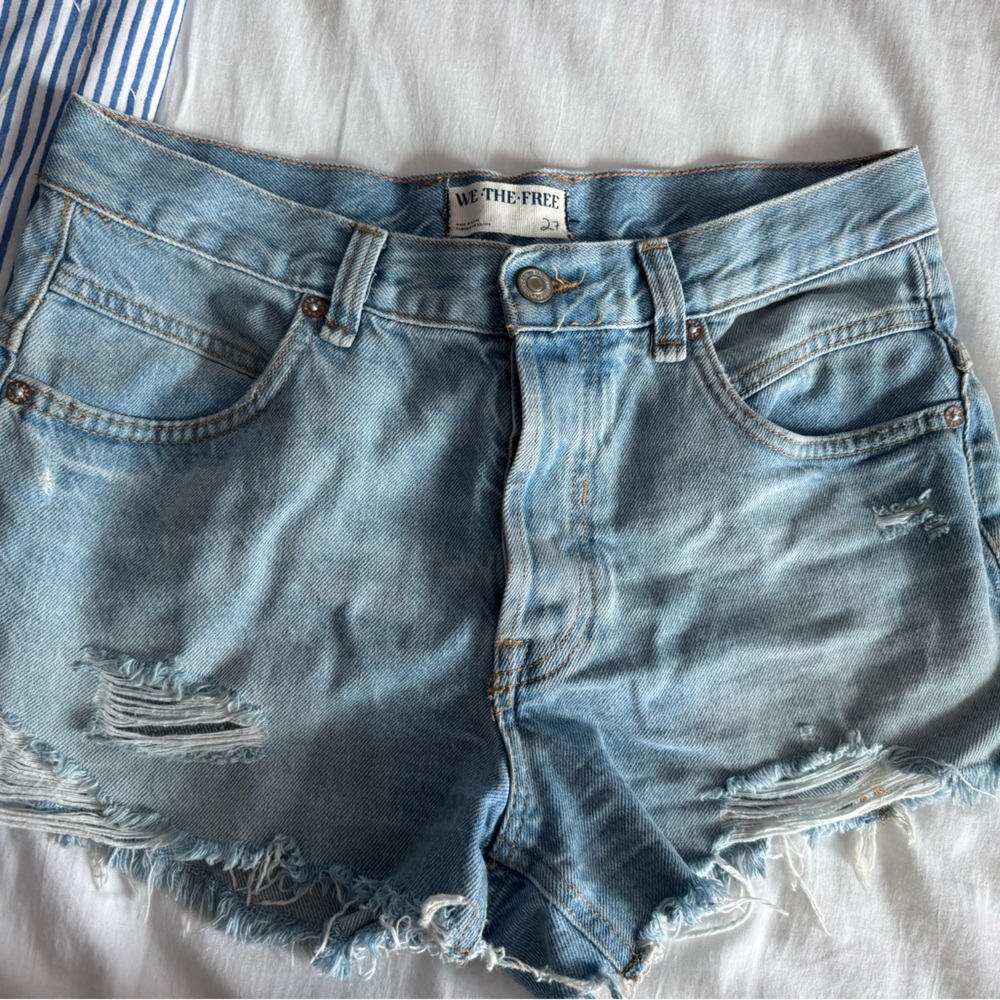 Free People We the Free Jean shorts
Lightly worn